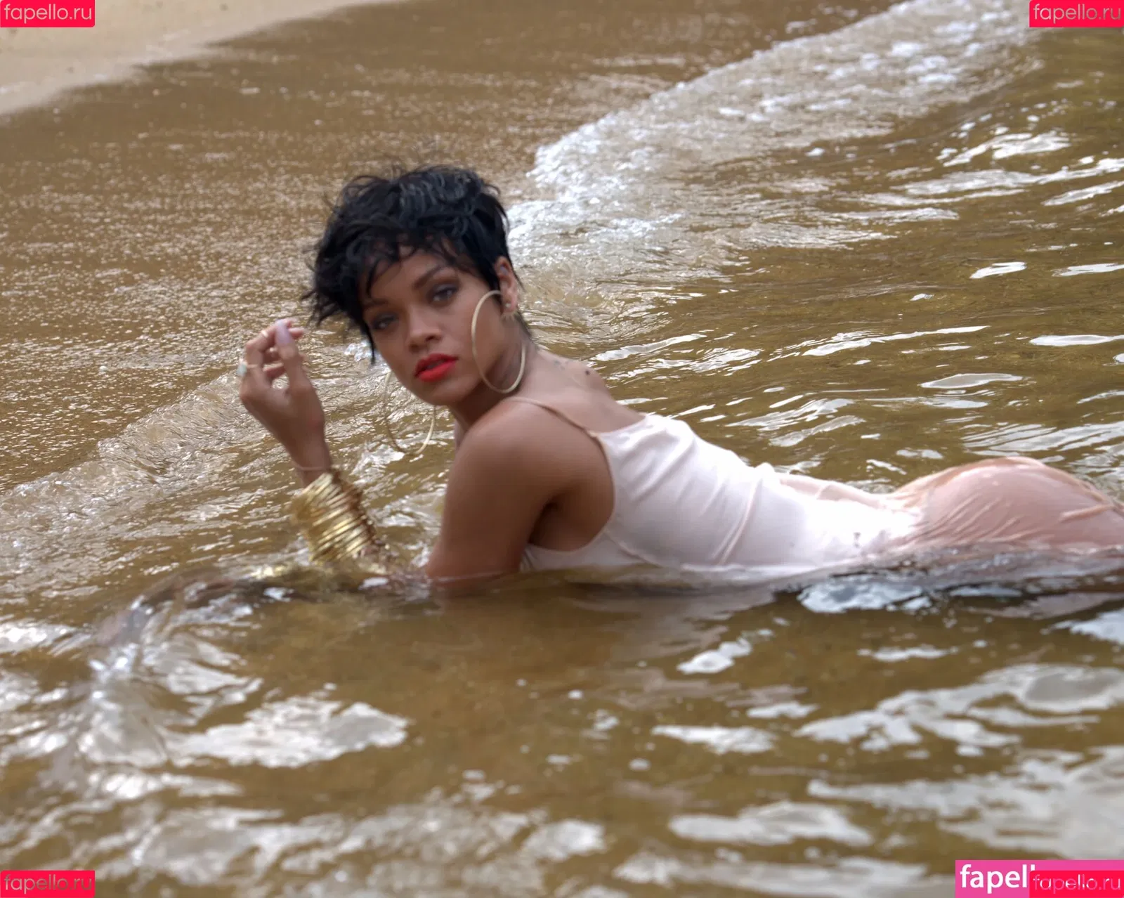 Rihanna / badgalriri Onlyfans Photo Gallery 