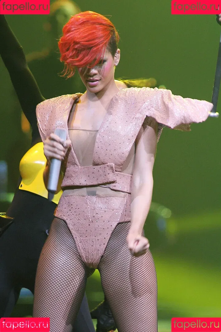 Rihanna / badgalriri Onlyfans Photo Gallery 