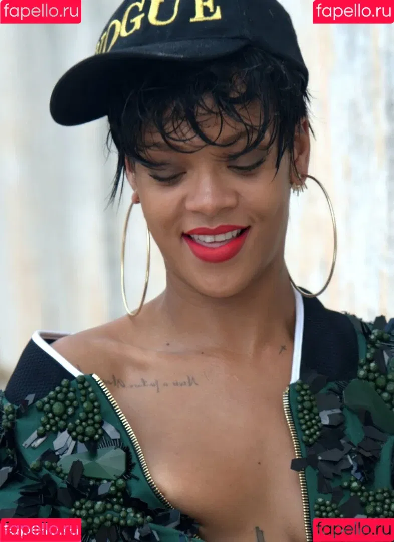 Rihanna / badgalriri Onlyfans Photo Gallery 
