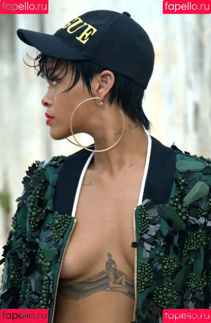 Rihanna / badgalriri Onlyfans Photo Gallery 