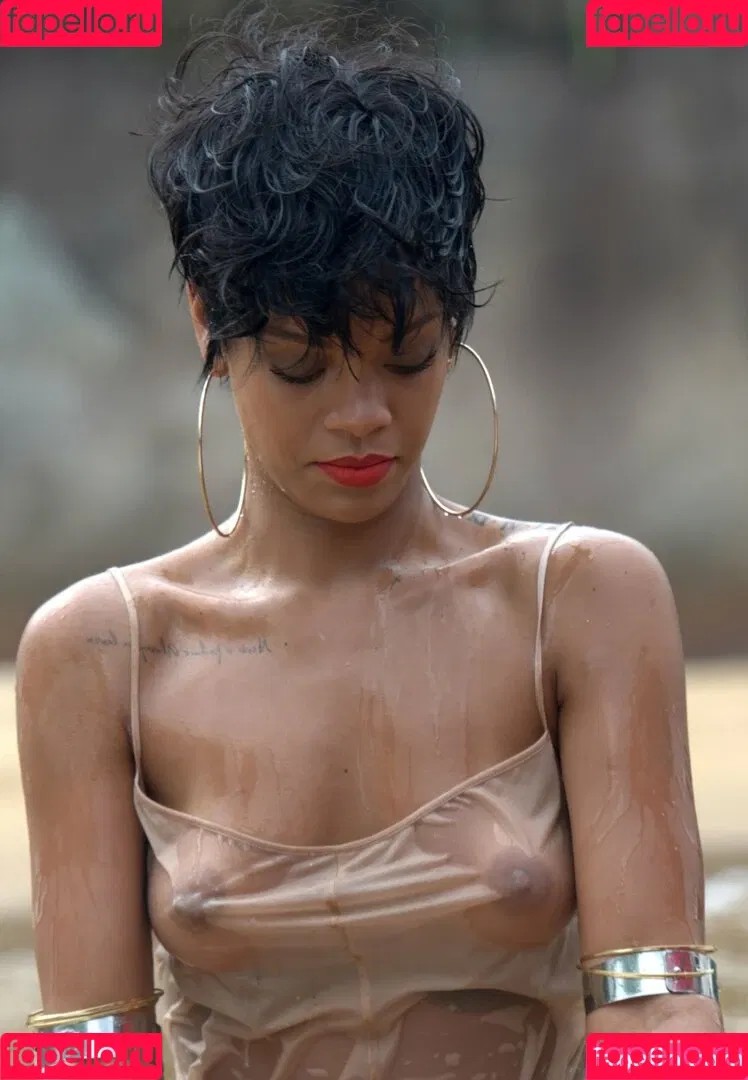 Rihanna / badgalriri Onlyfans Photo Gallery 