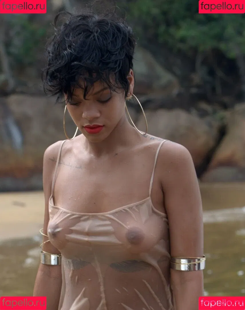 Rihanna / badgalriri Onlyfans Photo Gallery 