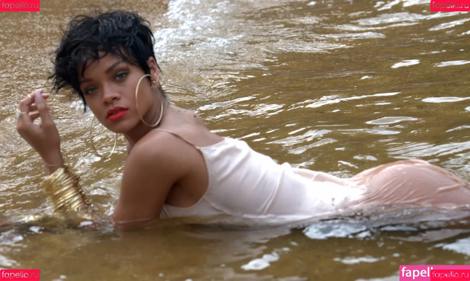 Rihanna / badgalriri Onlyfans Photo Gallery 