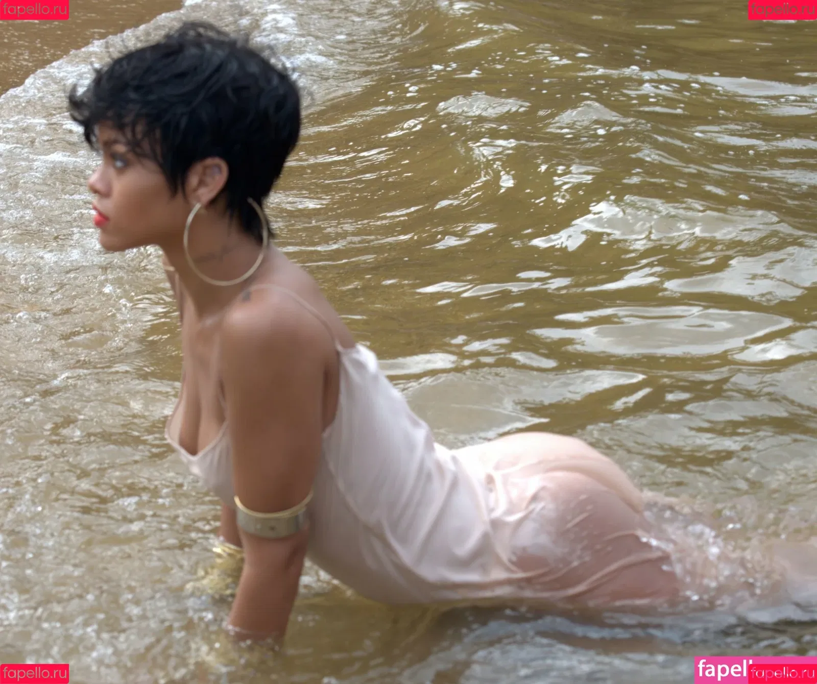 Rihanna / badgalriri Onlyfans Photo Gallery 