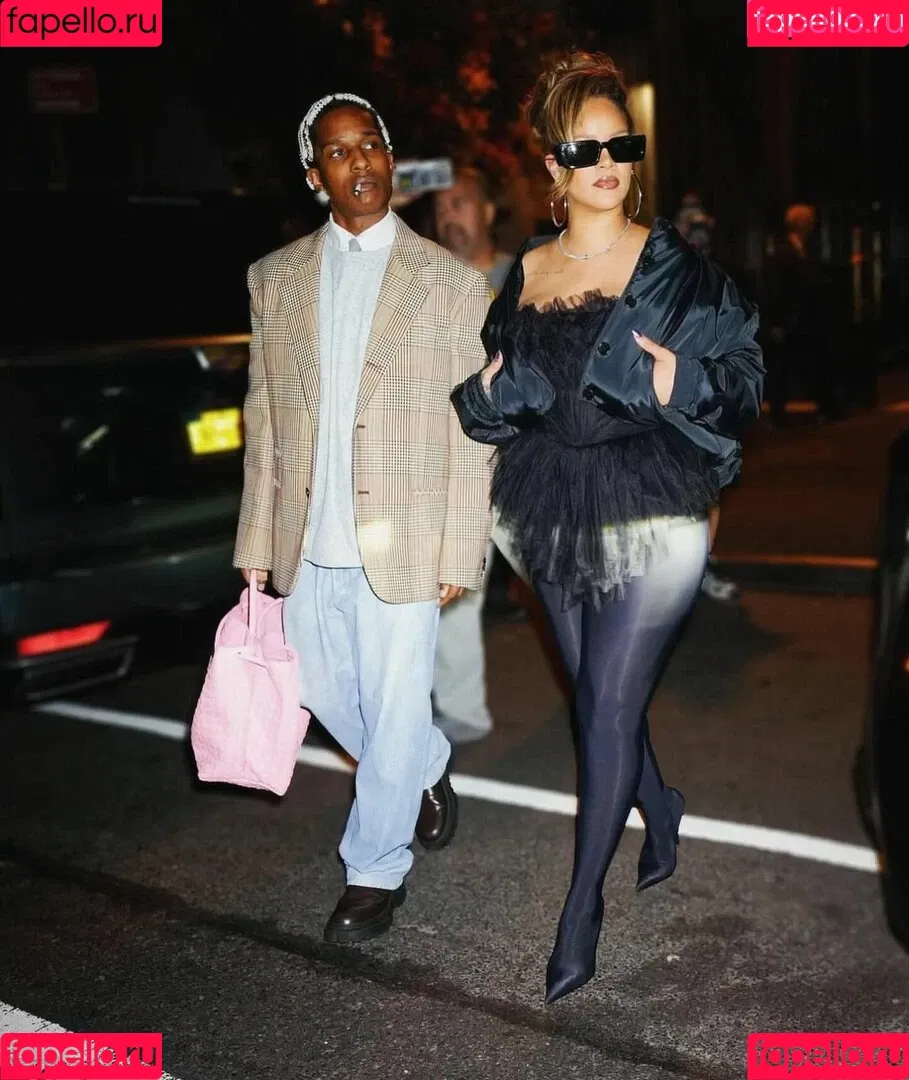 Rihanna / badgalriri Onlyfans Photo Gallery 