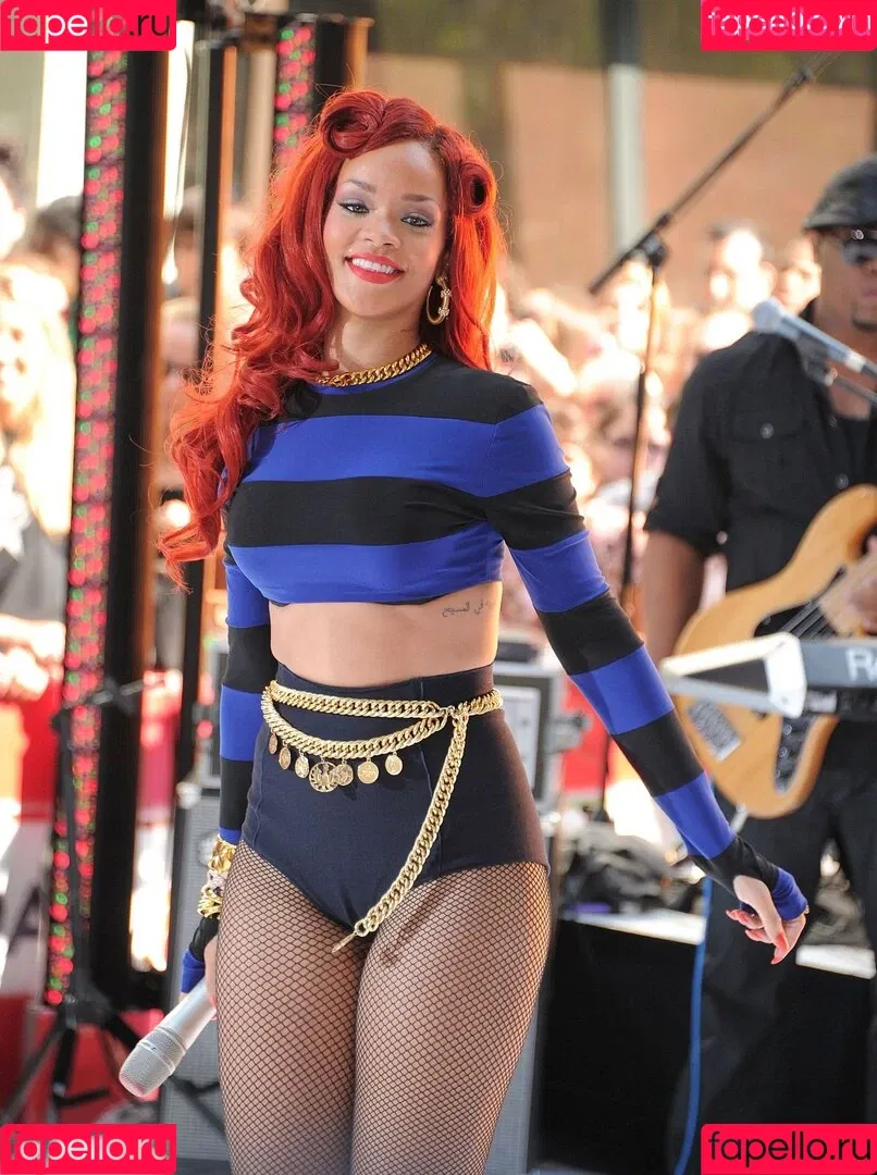 Rihanna / badgalriri Onlyfans Photo Gallery 