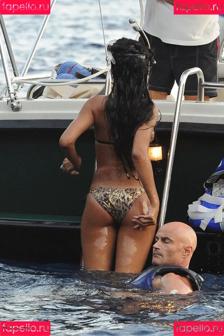 Rihanna / badgalriri Onlyfans Photo Gallery 