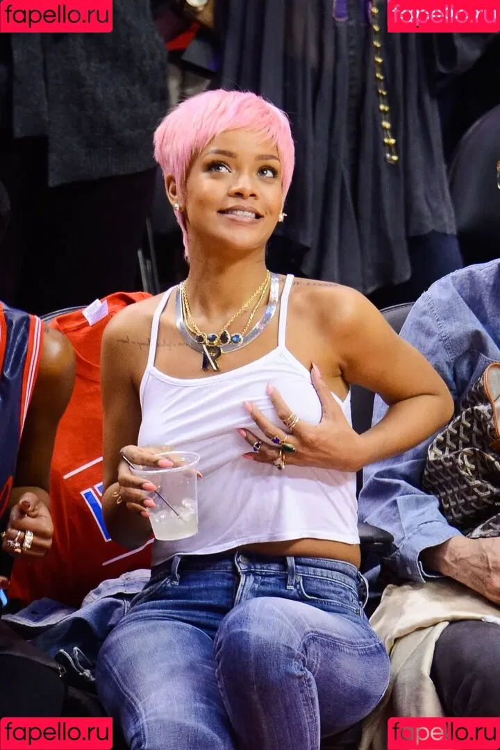 Rihanna / badgalriri Onlyfans Photo Gallery 