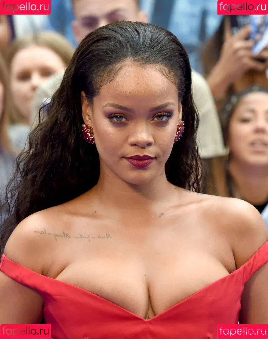 Rihanna / badgalriri Onlyfans Photo Gallery 