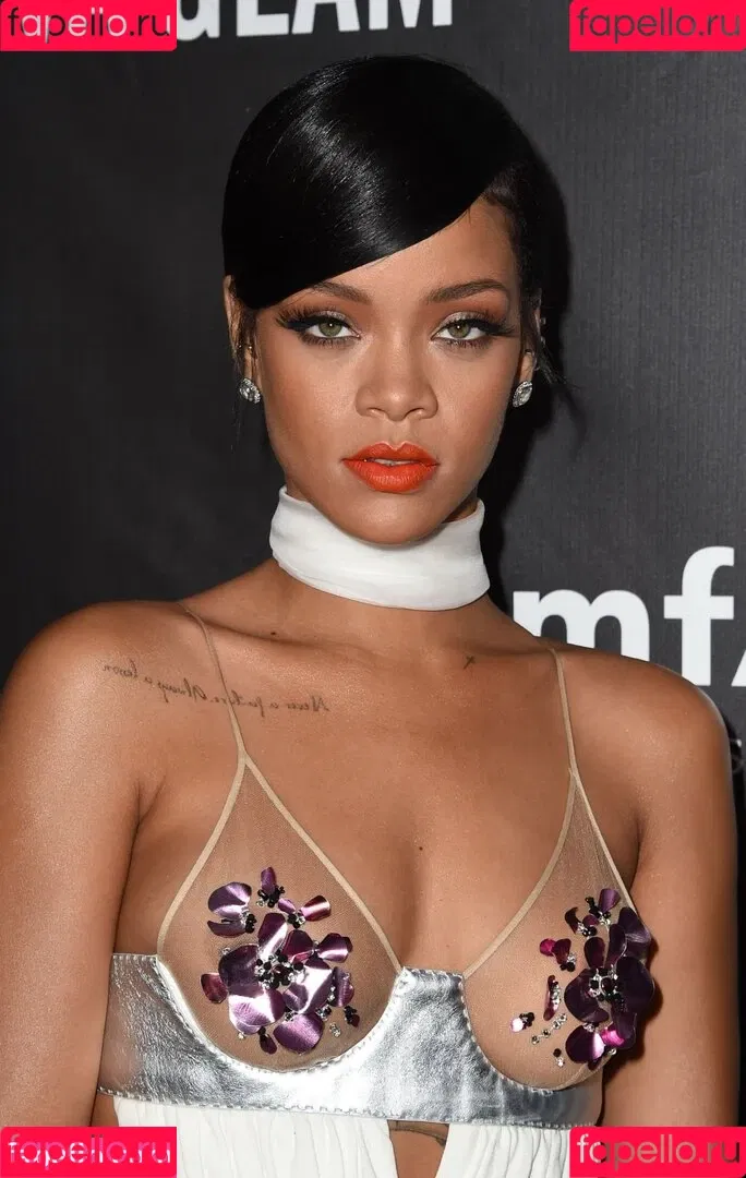 Rihanna / badgalriri Onlyfans Photo Gallery 