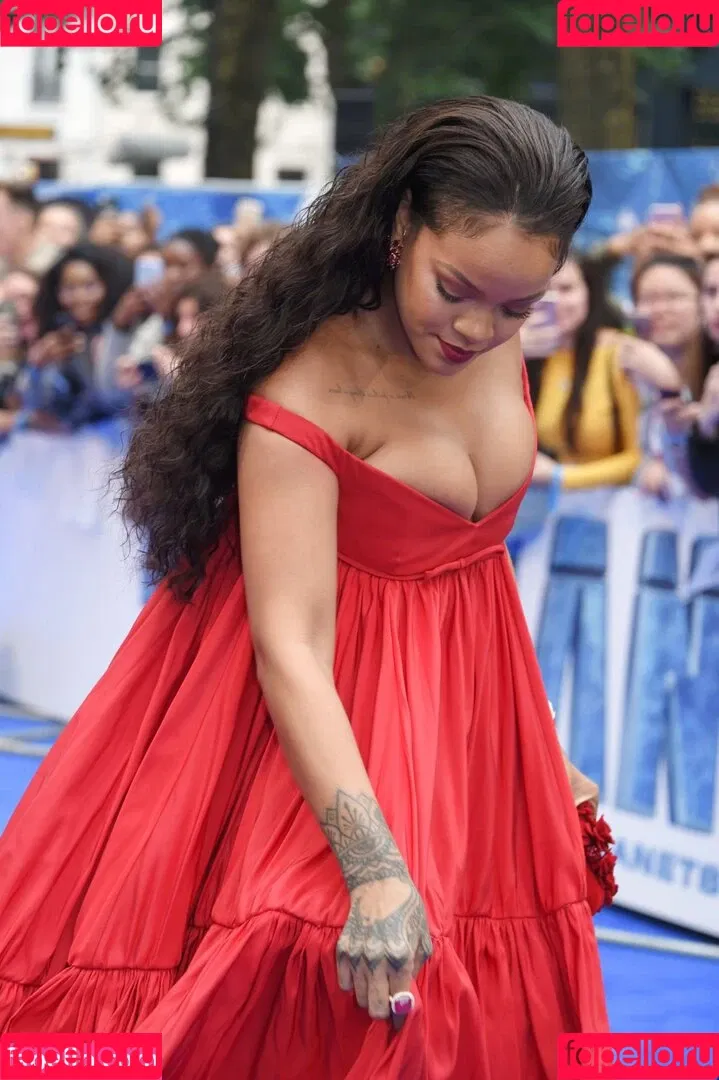Rihanna / badgalriri Onlyfans Photo Gallery 