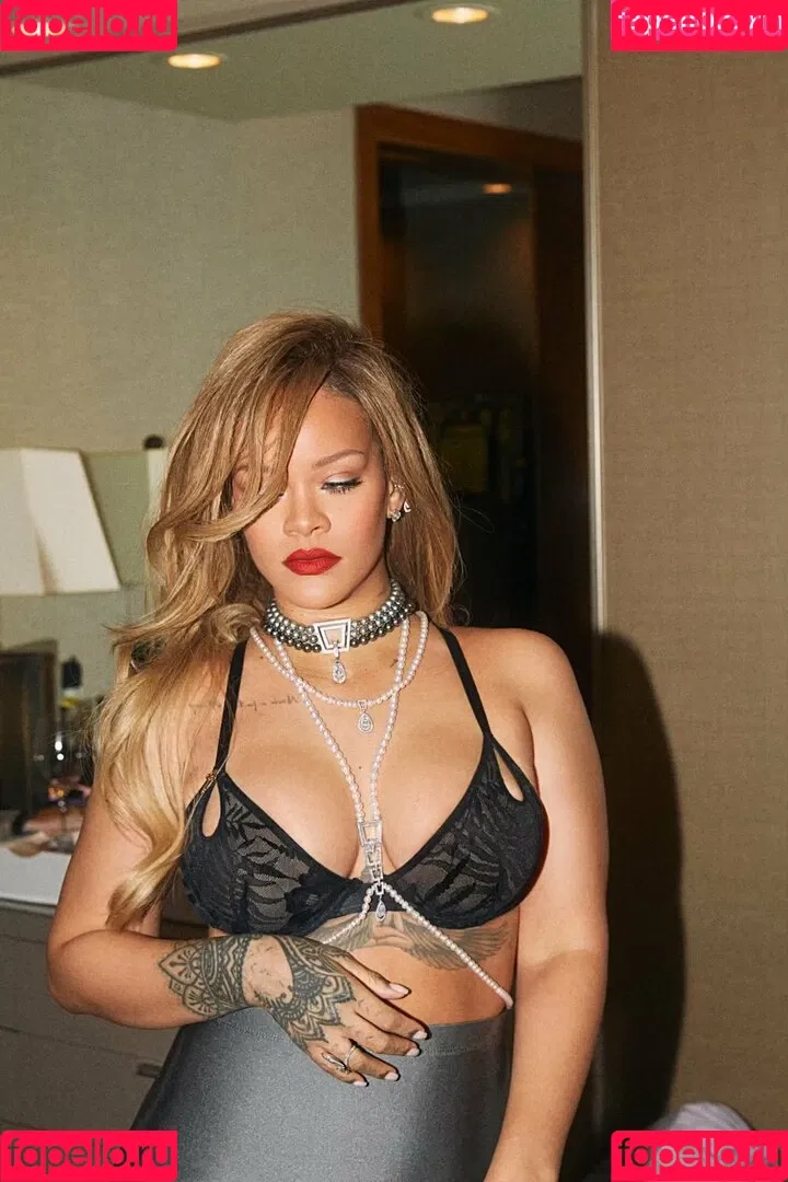 Rihanna / badgalriri Onlyfans Photo Gallery 