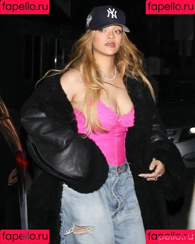 Rihanna / badgalriri Onlyfans Photo Gallery 