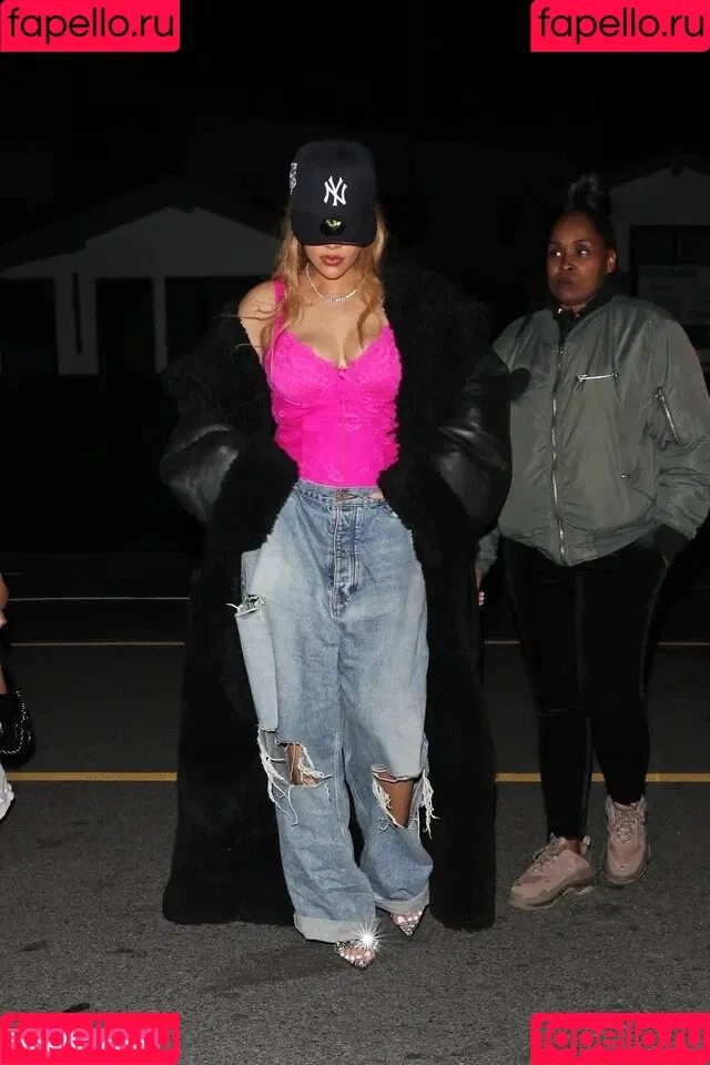Rihanna / badgalriri Onlyfans Photo Gallery 