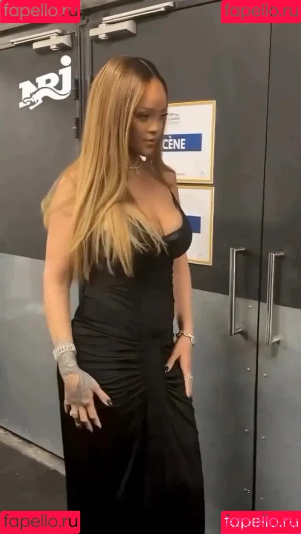 Rihanna / badgalriri Onlyfans Photo Gallery 