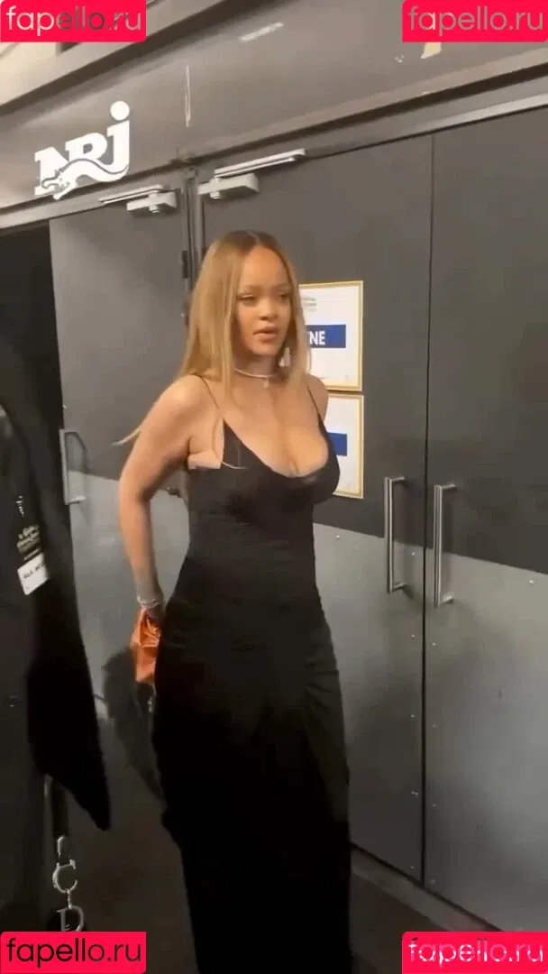 Rihanna / badgalriri Onlyfans Photo Gallery 