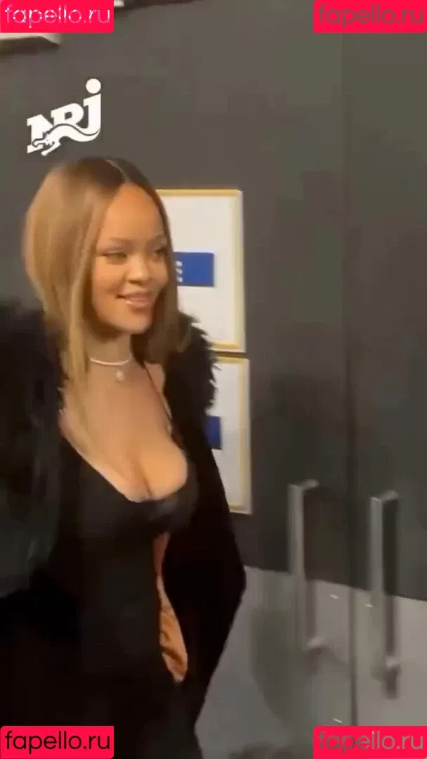 Rihanna / badgalriri Onlyfans Photo Gallery 