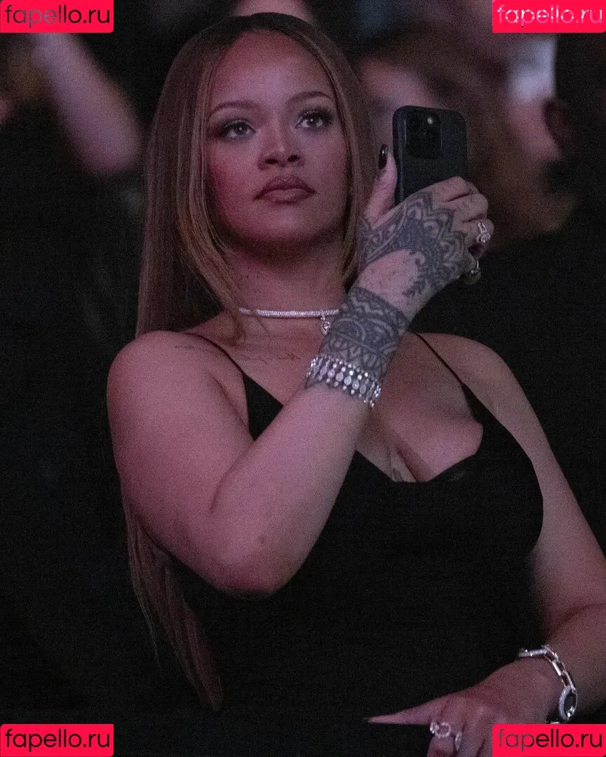 Rihanna / badgalriri Onlyfans Photo Gallery 