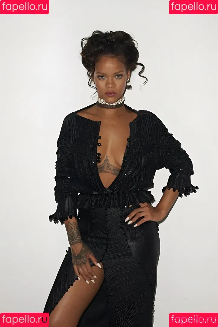 Rihanna / badgalriri Onlyfans Photo Gallery 