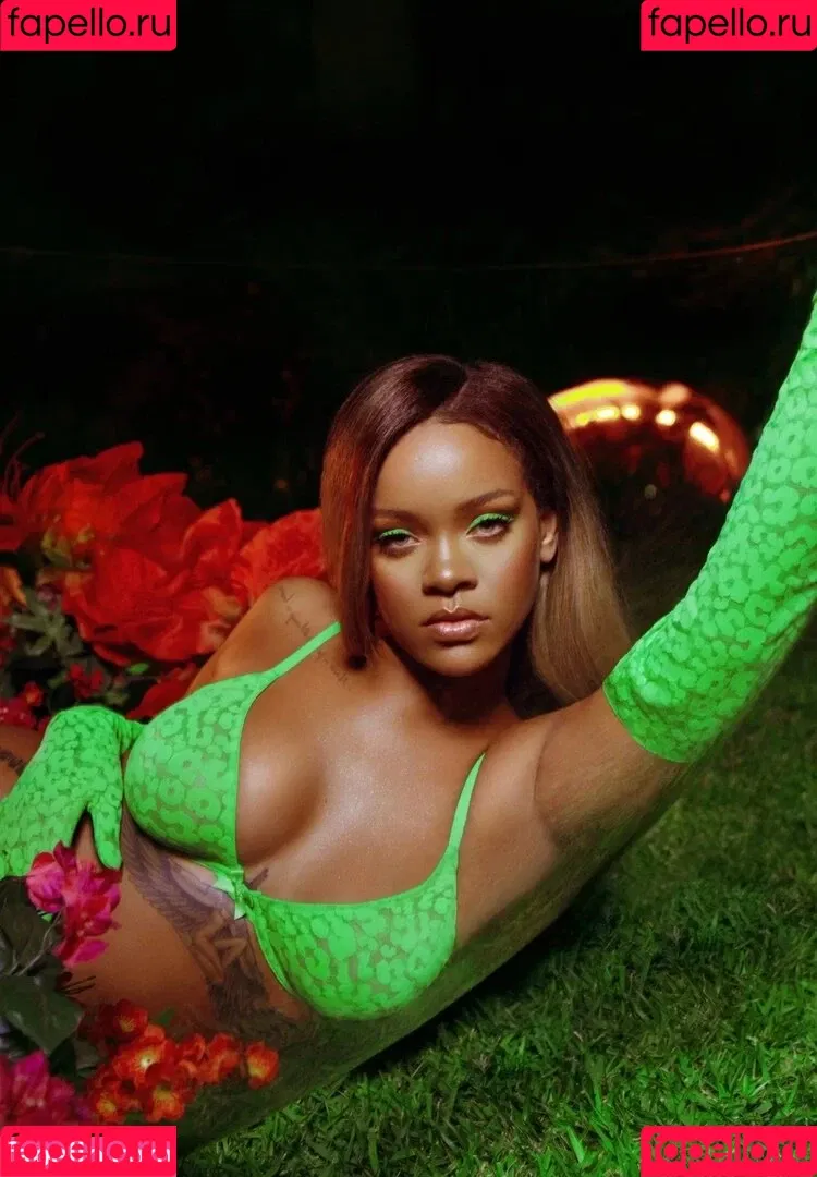 Rihanna / badgalriri Onlyfans Photo Gallery 