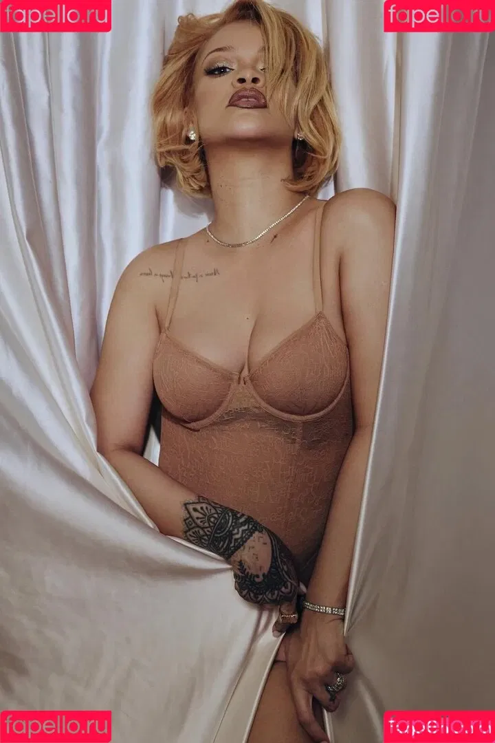 Rihanna / badgalriri Onlyfans Photo Gallery 