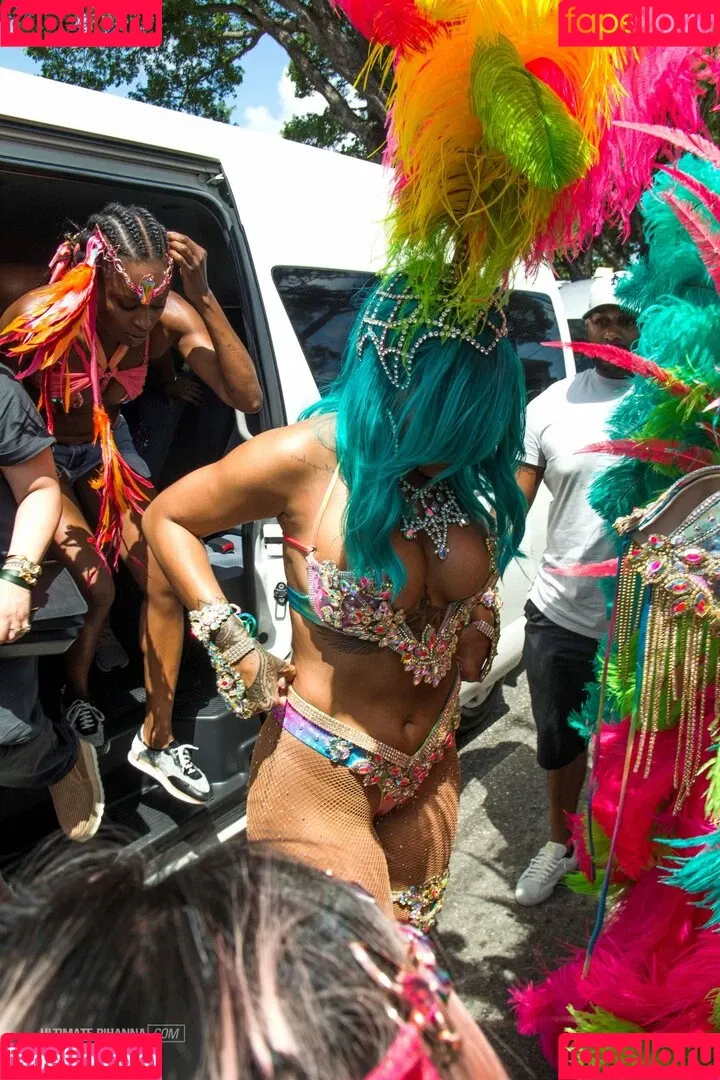 Rihanna / badgalriri Onlyfans Photo Gallery 