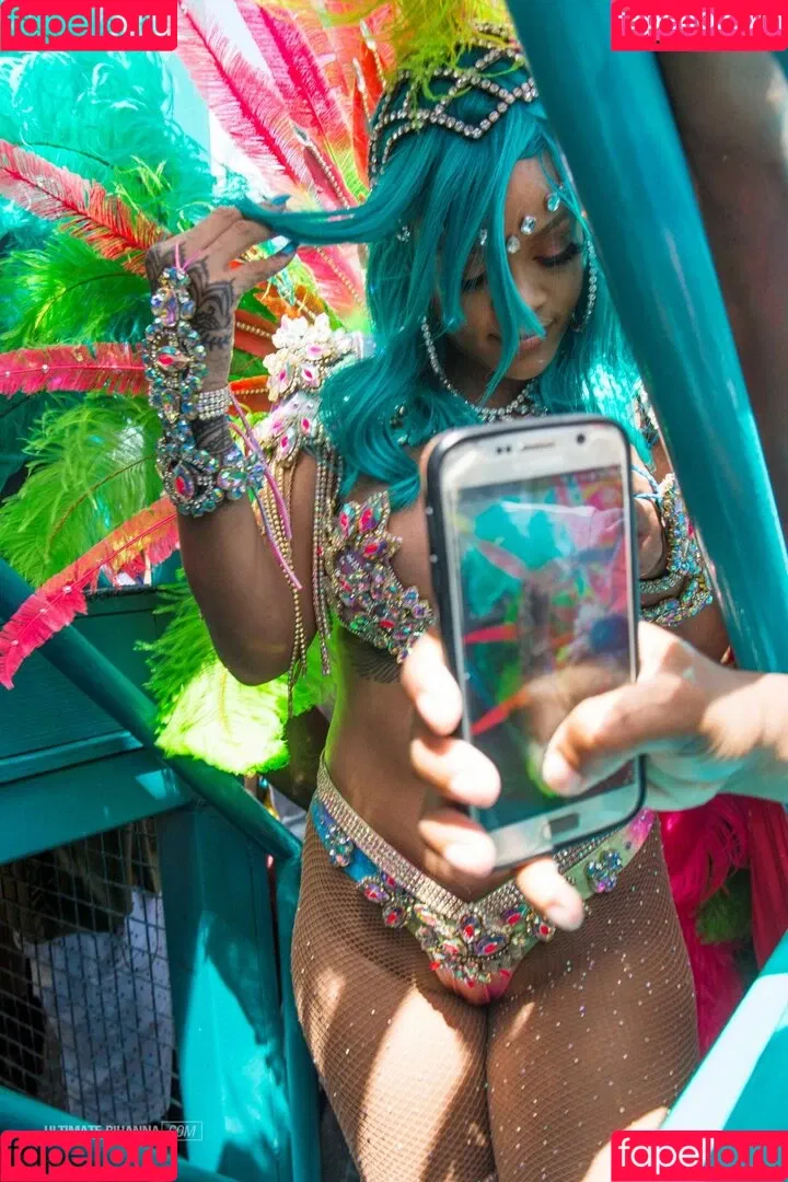 Rihanna / badgalriri Onlyfans Photo Gallery 