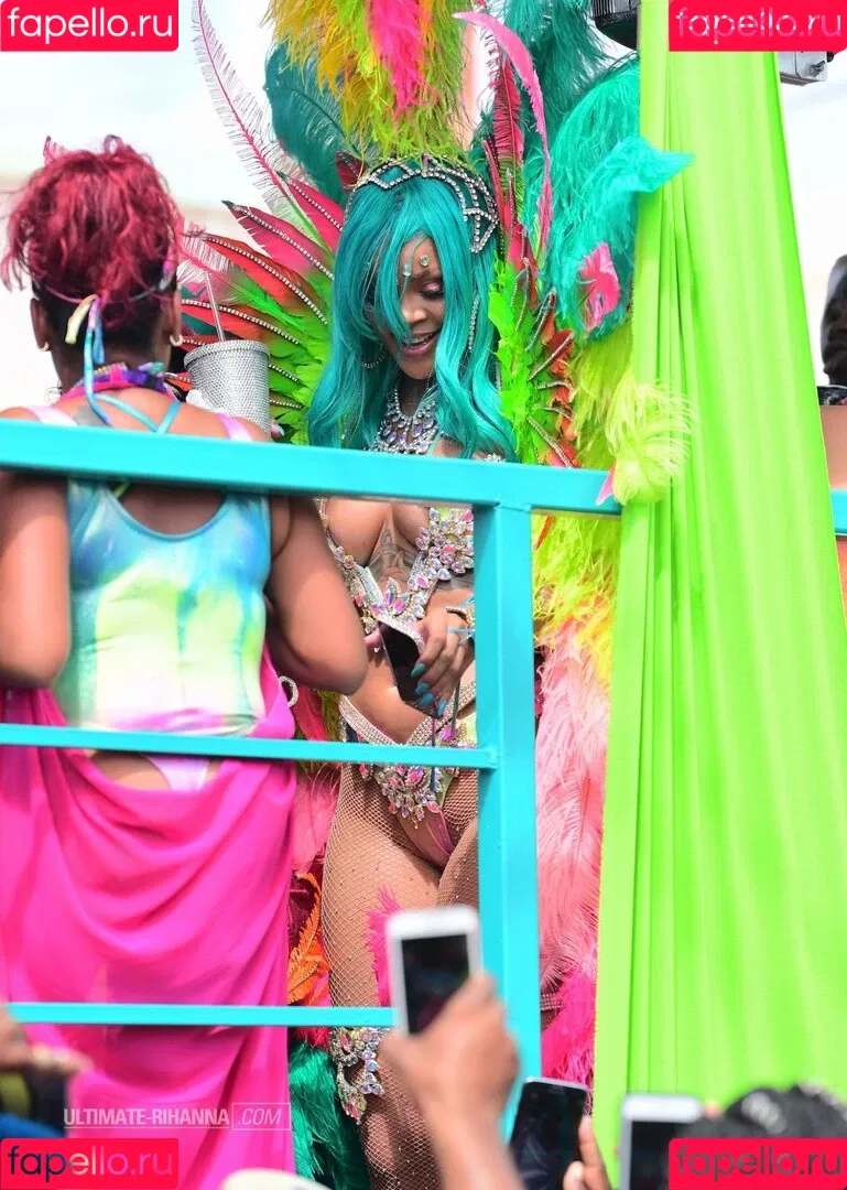 Rihanna / badgalriri Onlyfans Photo Gallery 