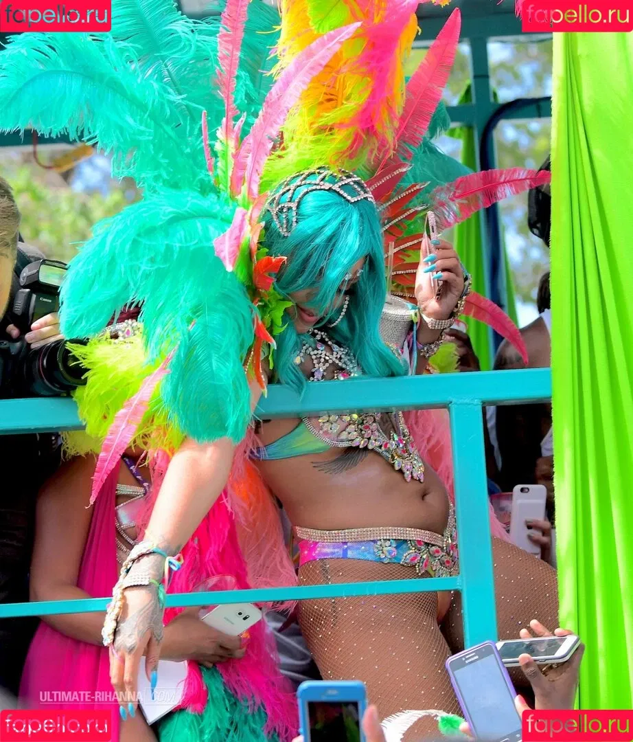 Rihanna / badgalriri Onlyfans Photo Gallery 