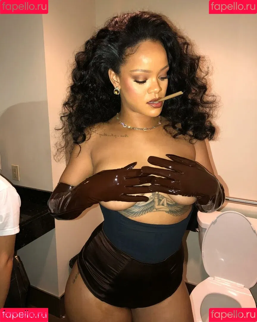 Rihanna / badgalriri Onlyfans Photo Gallery 