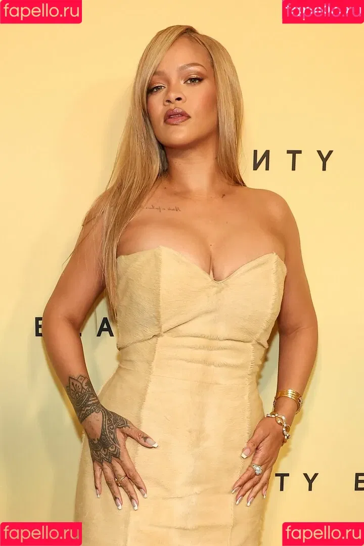 Rihanna / badgalriri Onlyfans Photo Gallery 