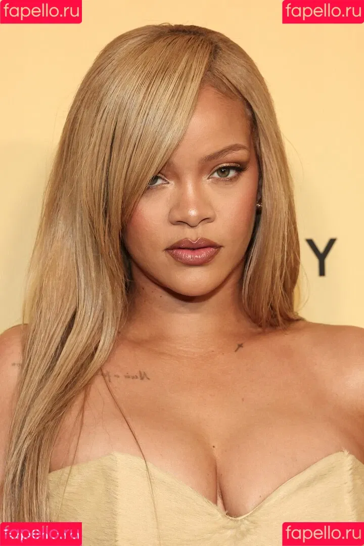 Rihanna / badgalriri Onlyfans Photo Gallery 