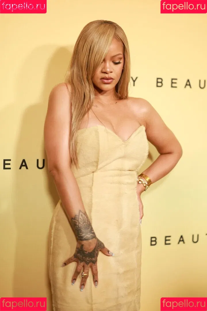 Rihanna / badgalriri Onlyfans Photo Gallery 