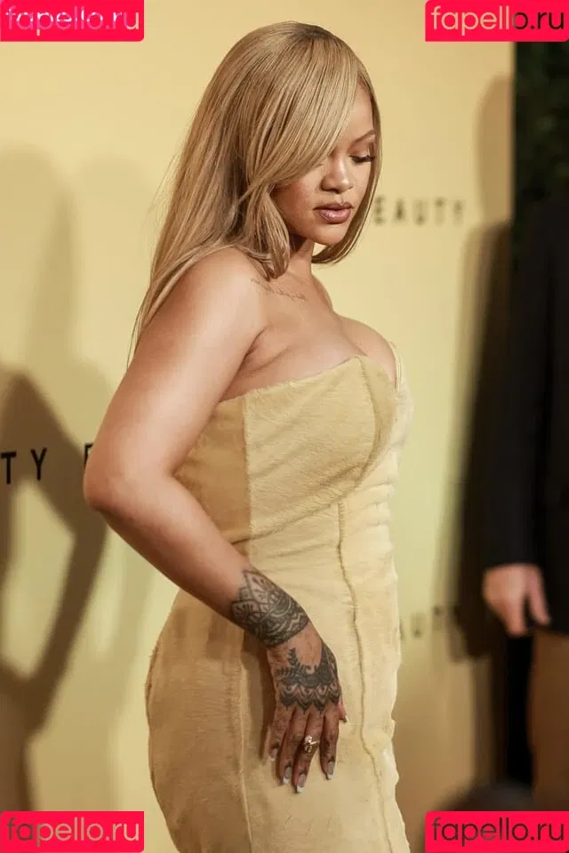 Rihanna / badgalriri Onlyfans Photo Gallery 
