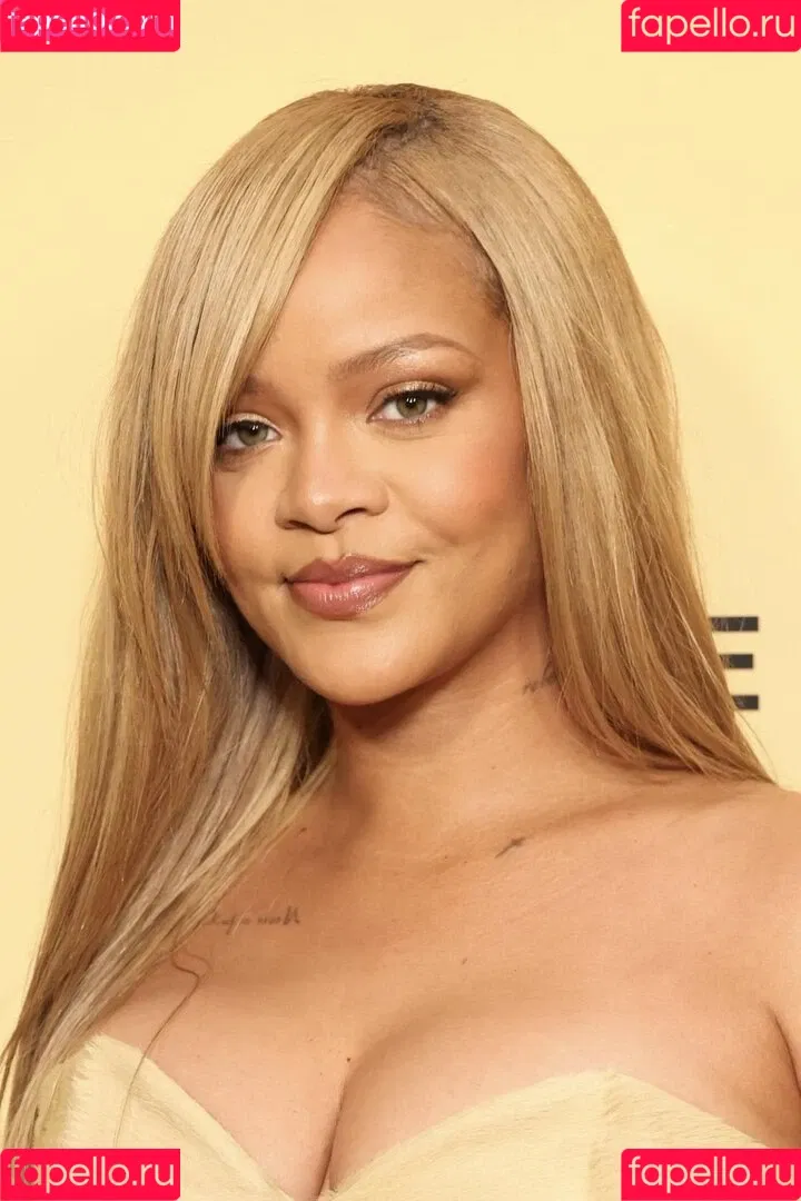 Rihanna / badgalriri Onlyfans Photo Gallery 