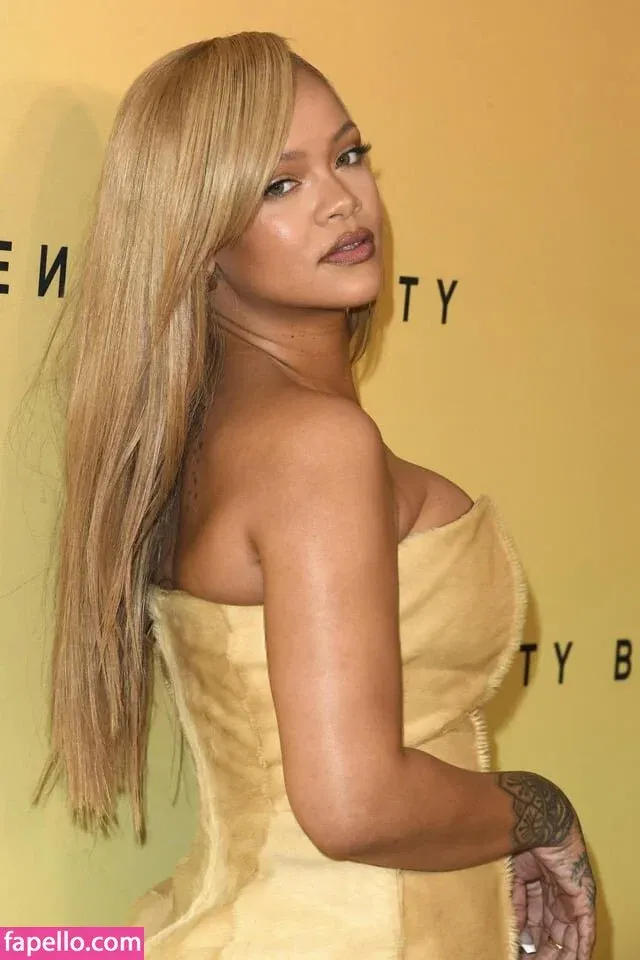 Rihanna / badgalriri Onlyfans Photo Gallery 