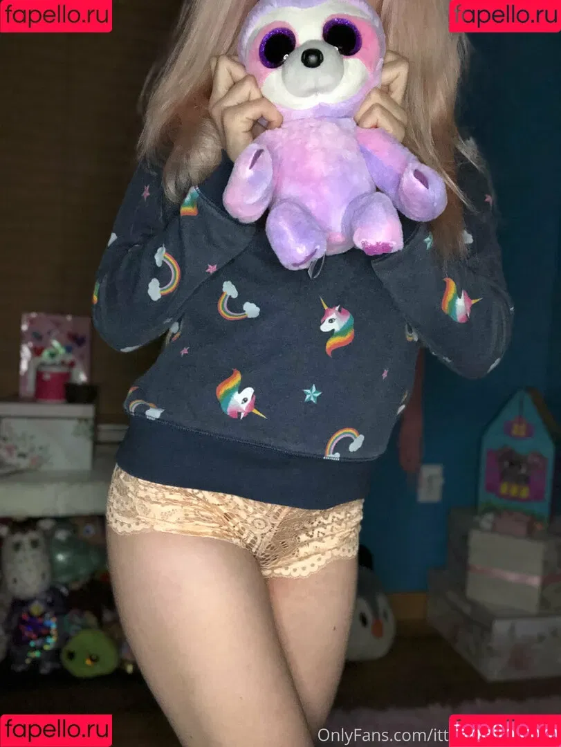 itty_bitty_baddie / ittybittybaddie Onlyfans Photo Gallery 
