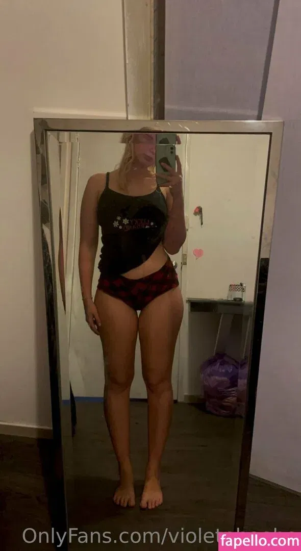 twinsnottwins_ / violetphoebe / violetphoebevip Onlyfans Photo Gallery 