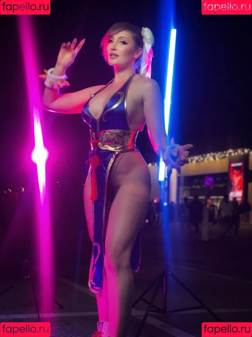 Holly Wolf / HollytWolf / hollywolf / veronicafettx / wolfofthewild Onlyfans Photo Gallery 