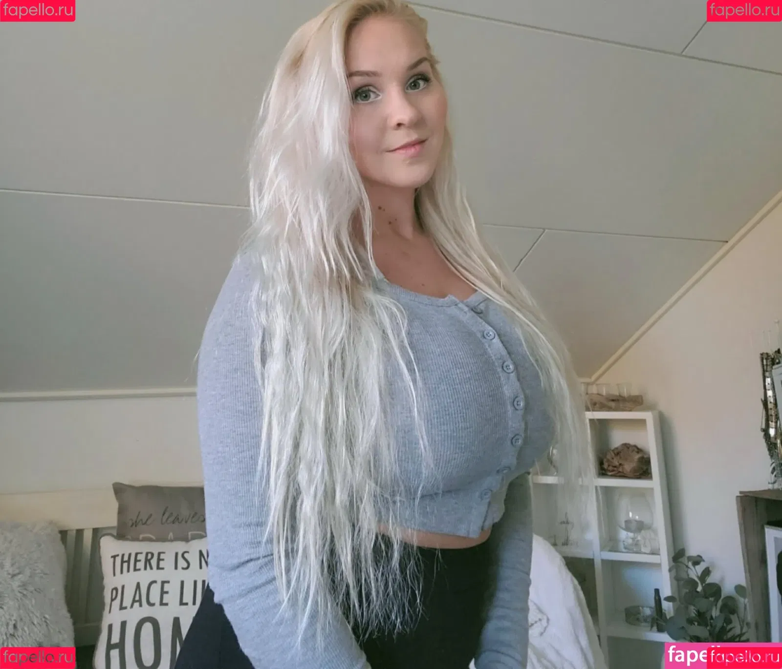 Emilia Linden / linden.emilia / princesslinden / user Onlyfans Photo Gallery 