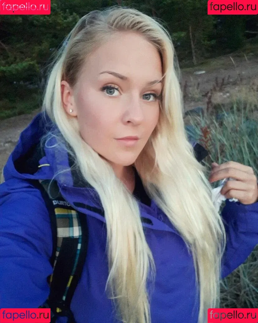 Emilia Linden / linden.emilia / princesslinden / user Onlyfans Photo Gallery 