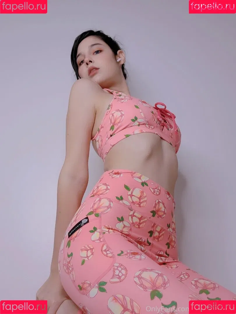 Jean Wanwan / jeanwanwan Onlyfans Photo Gallery 