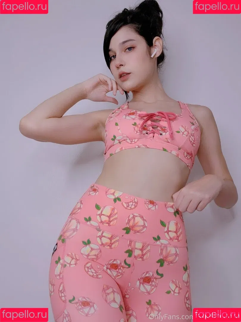 Jean Wanwan / jeanwanwan Onlyfans Photo Gallery 