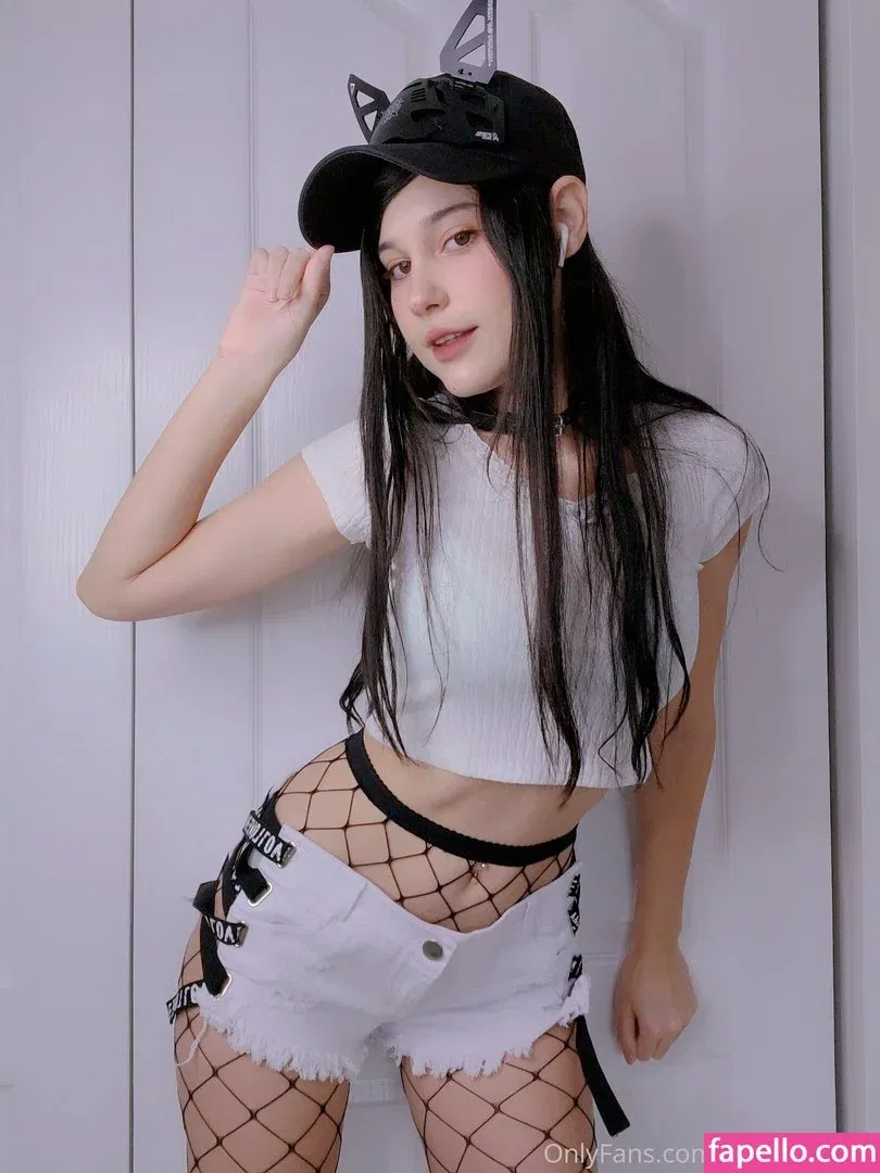 Jean Wanwan / jeanwanwan Onlyfans Photo Gallery 