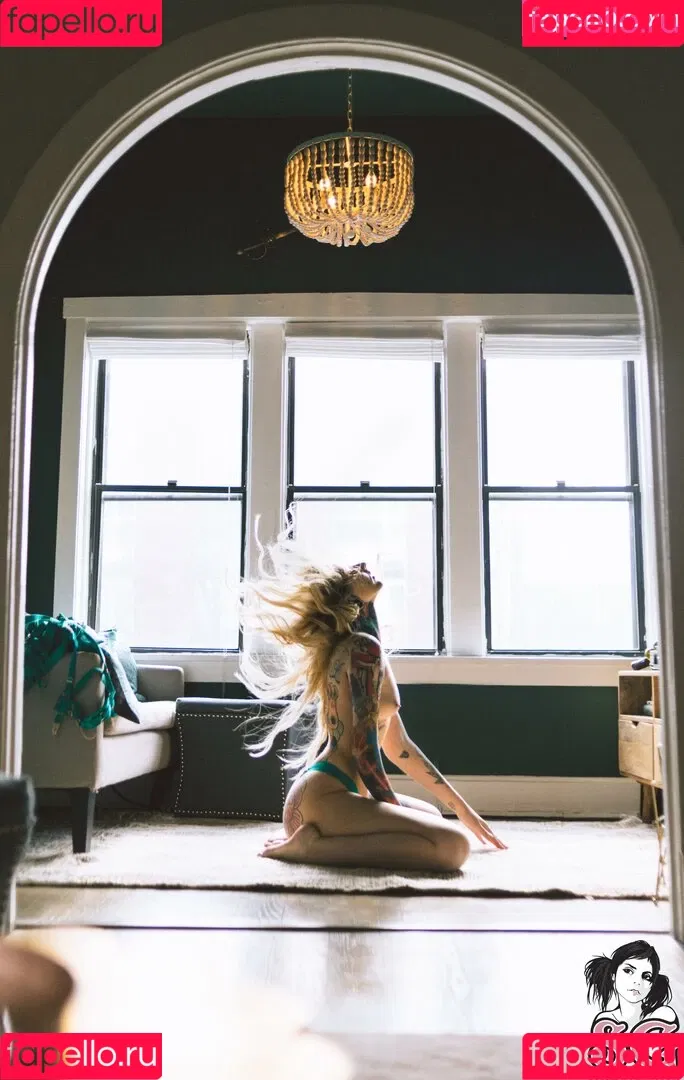 Sky Graves / WalkingWoounded / WooundedWaifu / walkingwoundedoh Onlyfans Photo Gallery 