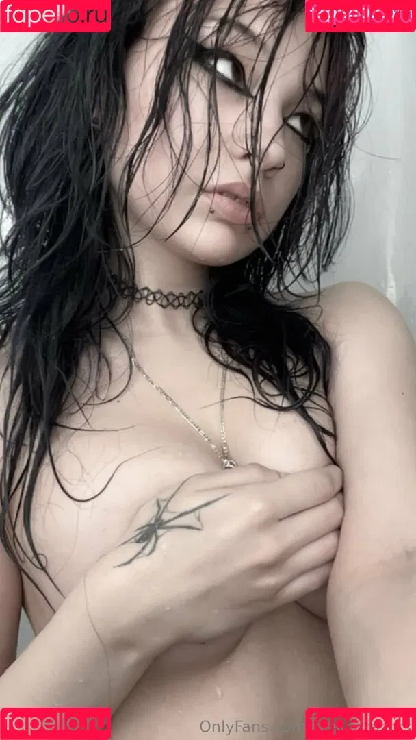 kissingrazors Onlyfans Photo Gallery 