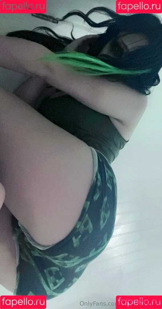 kissingrazors Onlyfans Photo Gallery 