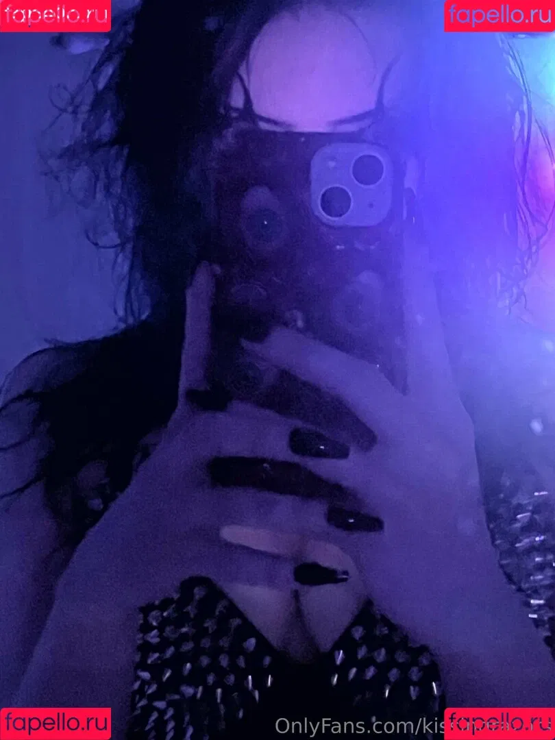 kissingrazors Onlyfans Photo Gallery 