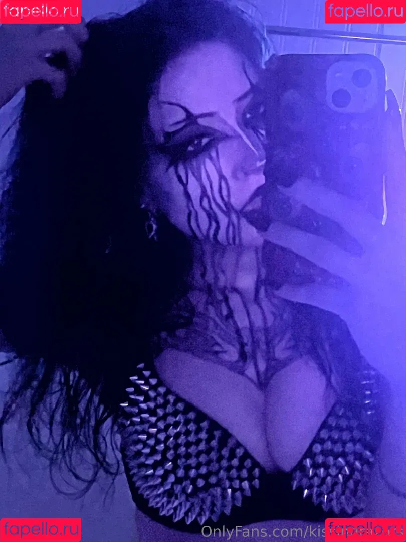 kissingrazors Onlyfans Photo Gallery 