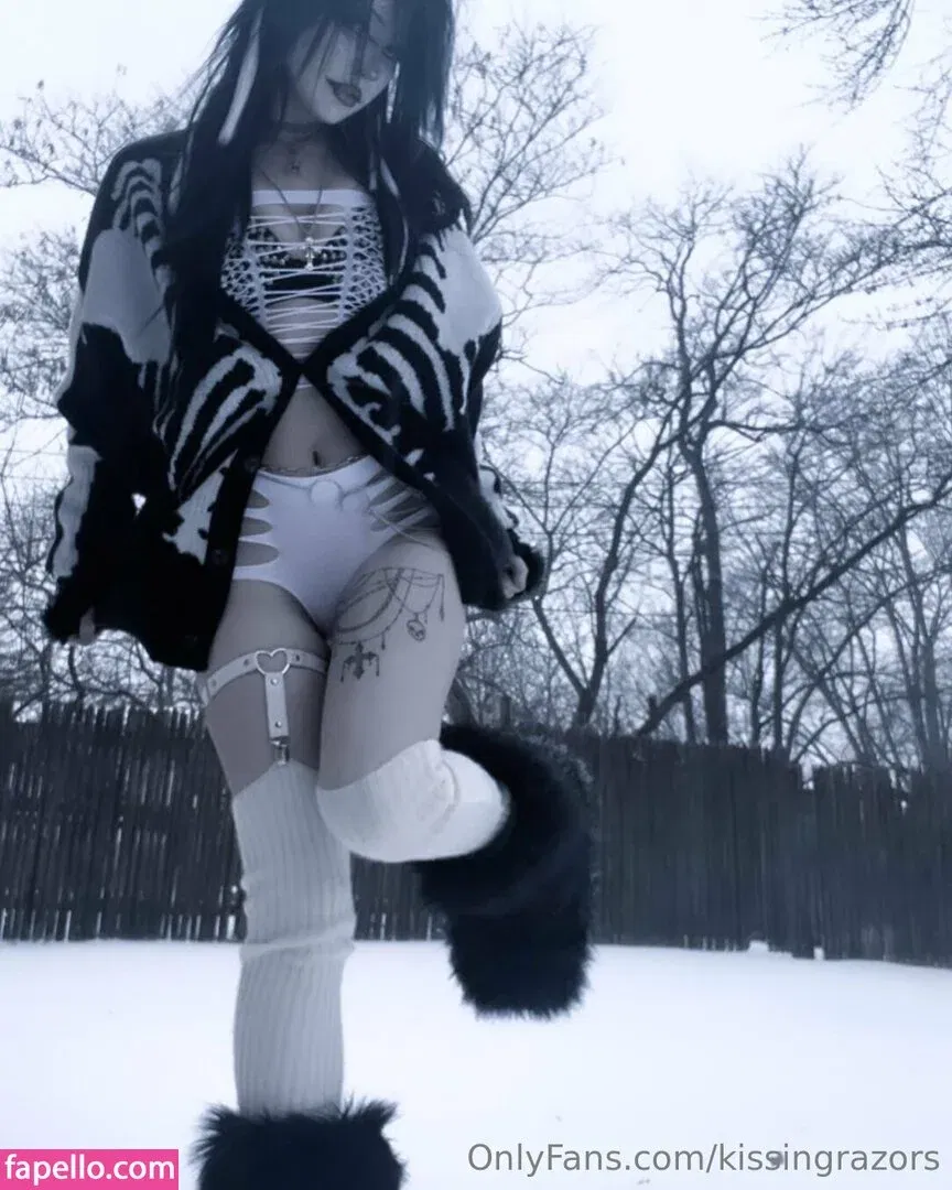 kissingrazors Onlyfans Photo Gallery 